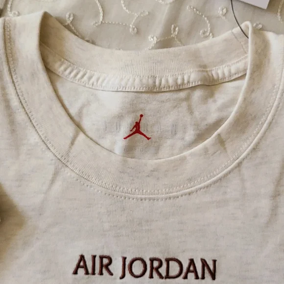 NIKE Jordan Cotton Loose Fit Tee - Small - Picture 2 of 8